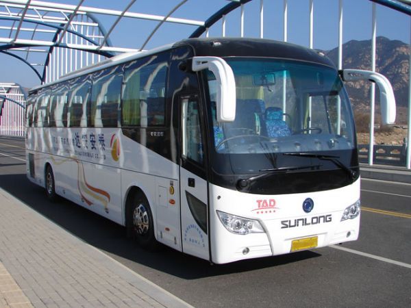 在高速公路上開(kāi)車(chē)需要注意哪些？
